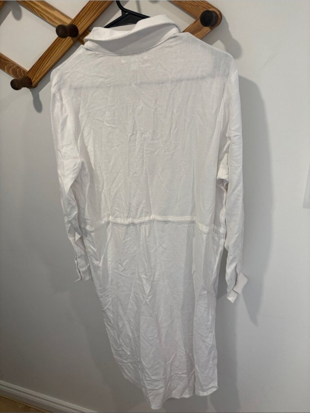 Barefoot Dreams Malibu Collection Long Sleeve Sleep Shirtdress in white - Picture 8 of 8
